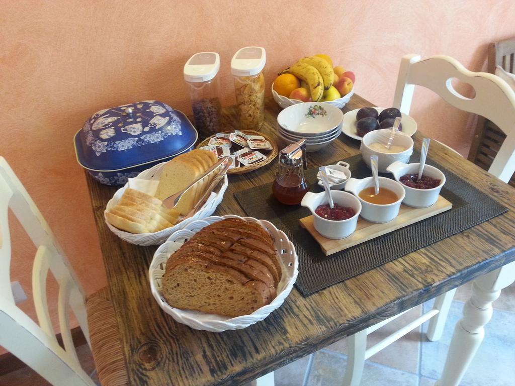 بافينو B&B Il Feriolo المظهر الخارجي الصورة